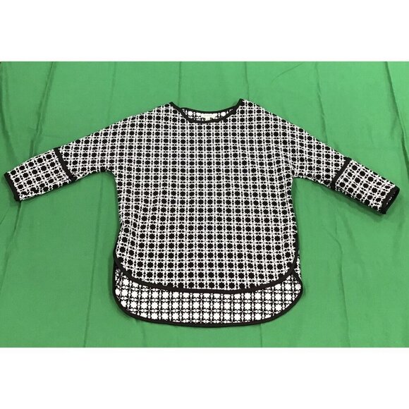 Max Studio Tops - Womans Size Small Black and White Pattern Shirt